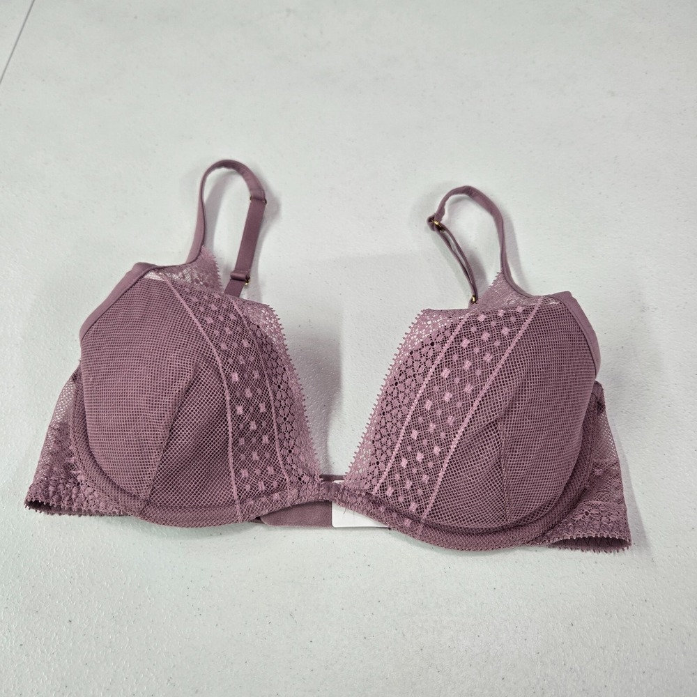 Victoria's Secret Women Bra 32D Purple Incredible Plunge Lace Underwire